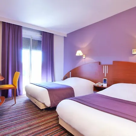 Hôtel Kyriad Bourg En Bresse Chambre photo