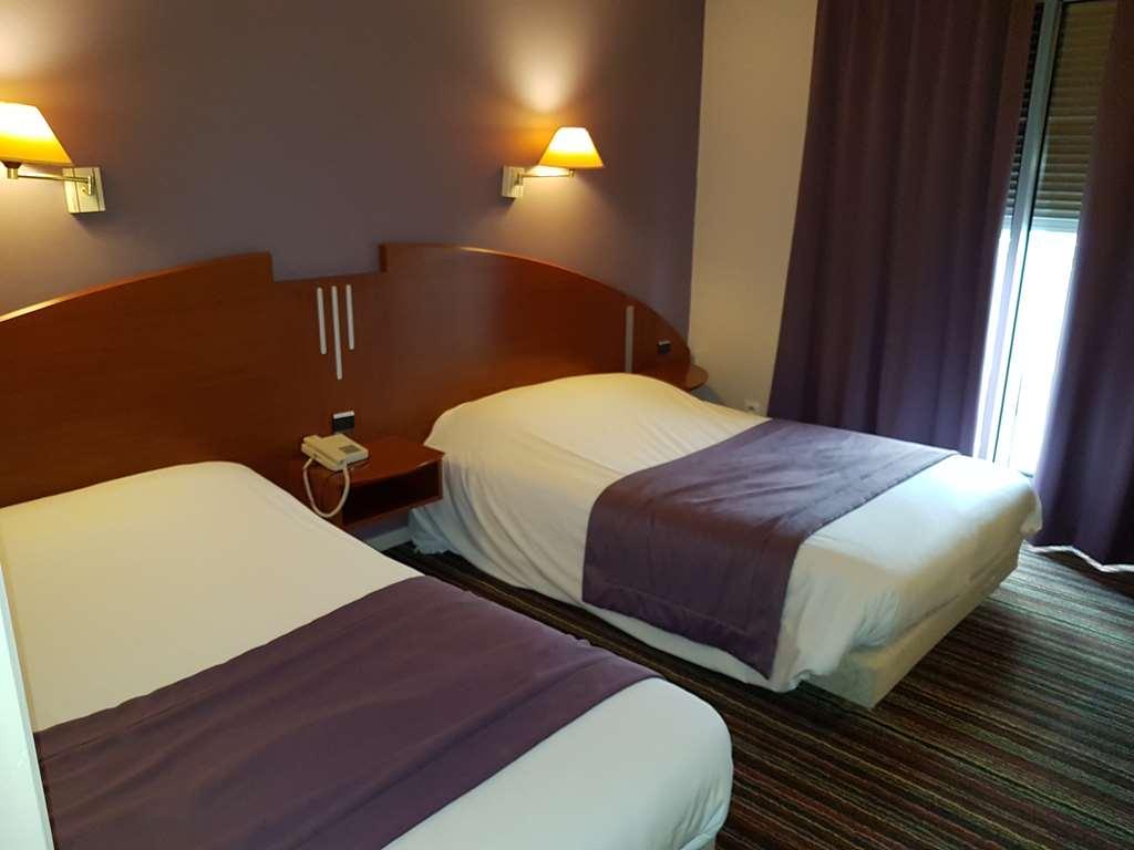 Kyriad En Bresse Hotel