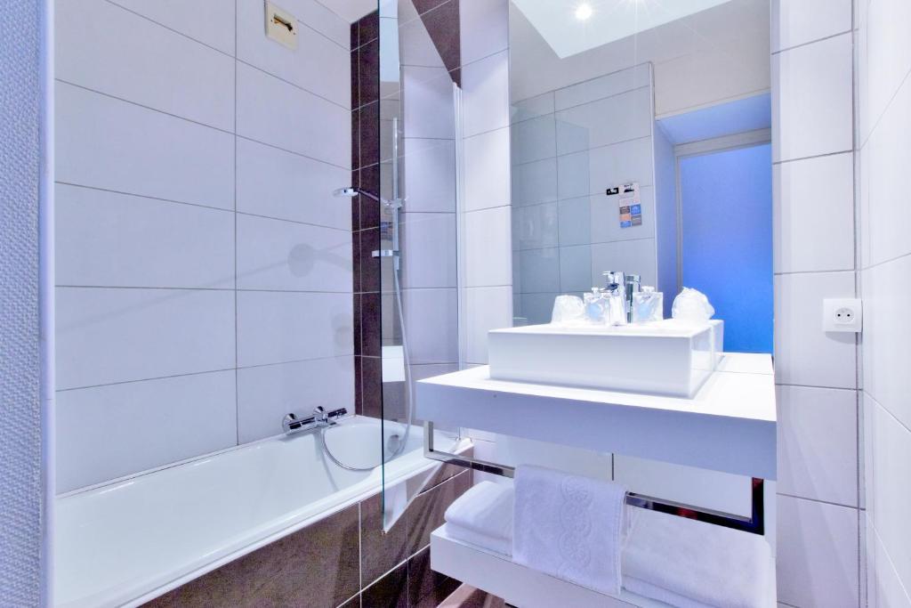 Kyriad En Bresse Hotel 3*